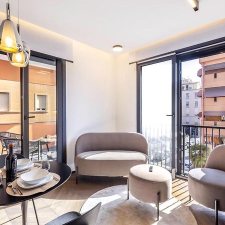 Vittoria'S Luxury Apartment Cagliari Esterno foto